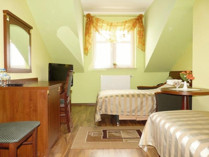 Hotel Zajazd Sokol Nienadówka Exteriér fotografie