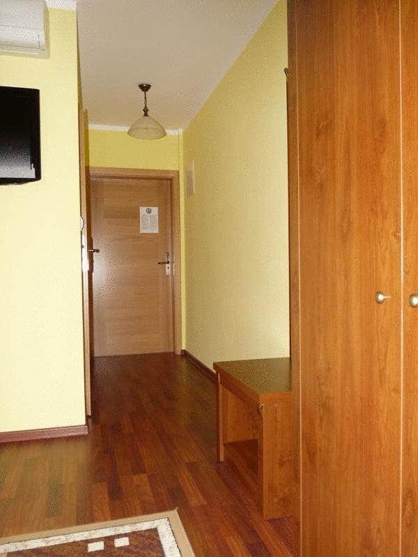 Hotel Zajazd Sokol Nienadówka Exteriér fotografie