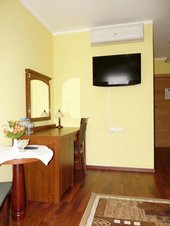 Hotel Zajazd Sokol Nienadówka Pokoj fotografie